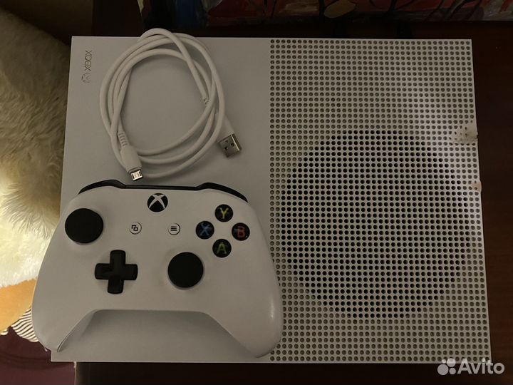 Xbox One S