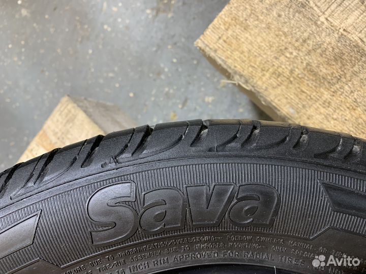 Sava Intensa UHP 215/55 R16 93W