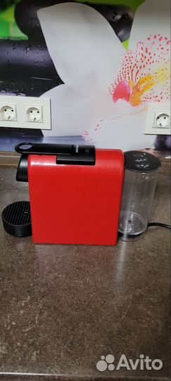 Кофемашина Delonghi Nespresso