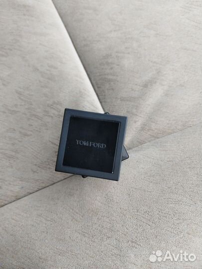 Бутылек от парфюма