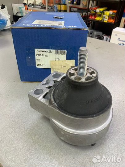 Подушка двс правая Ford Focus 1 1.8/2.0 98