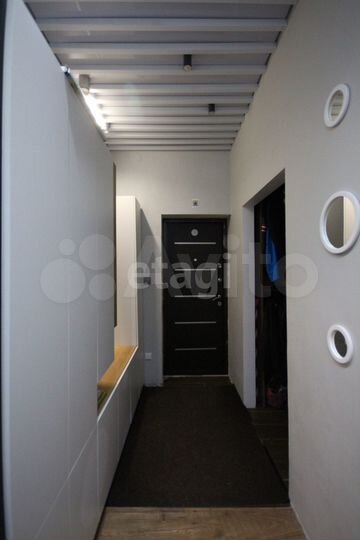 Коттедж 240 м² на участке 12 сот.