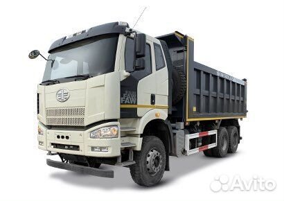 Водитель самосвала