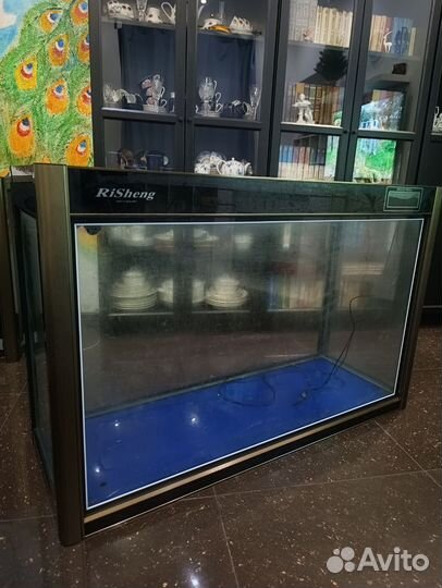 Аквариум с тумбой 200 литров