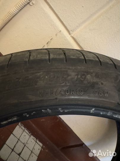 Michelin Primacy 4 235/40 R19