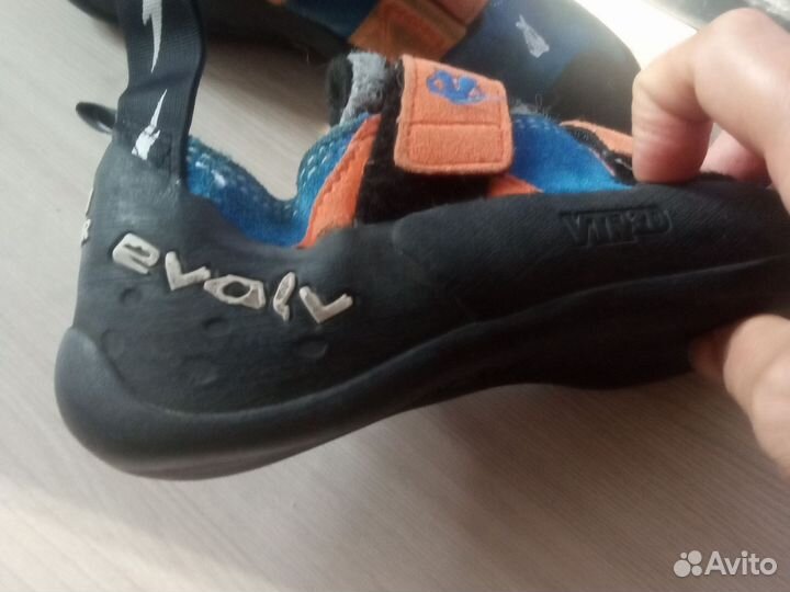 Скальные туфли evolv