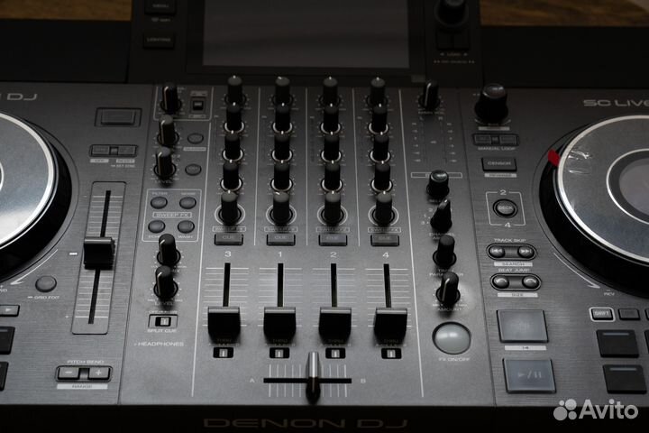 Denon DJ SC 4 live