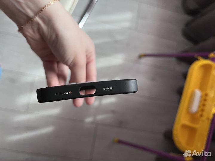 Чехол на iPhone 13 pro