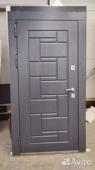 Дверь входная в квартиру, дом, котельную