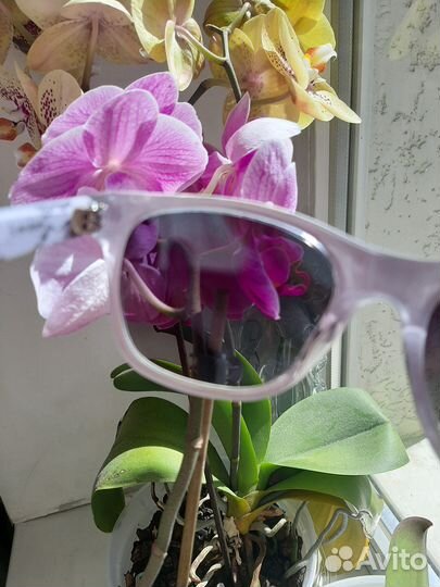 Солнцезащитные очки женские