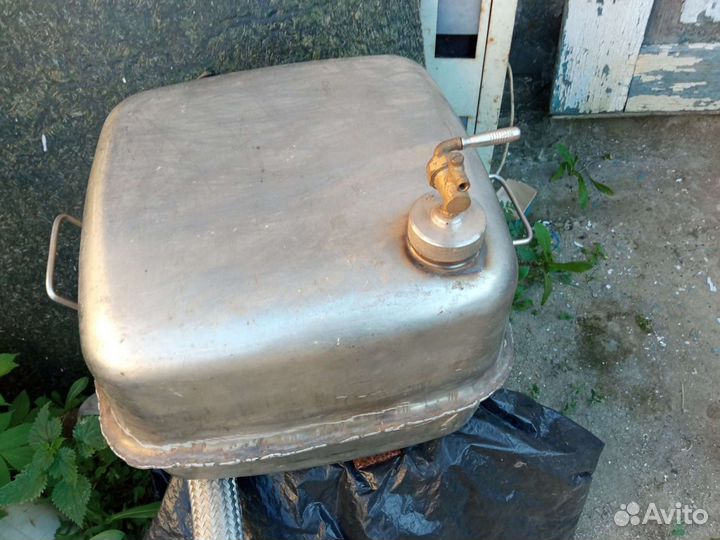 Бак из нержавейки с краном