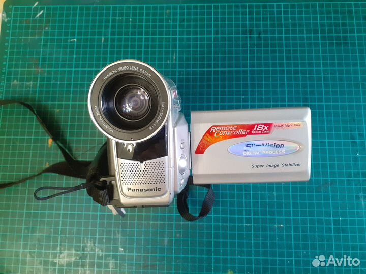 Видеокамера Panasonic NV-VZ18 (VHS-C)