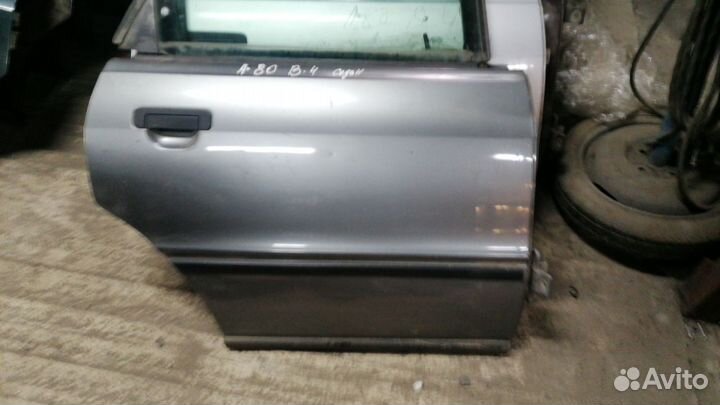 Дверь задняя правая Ауди 80 В4