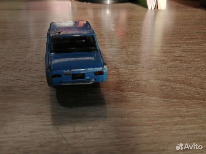 Модель автомобиля Москвич 408