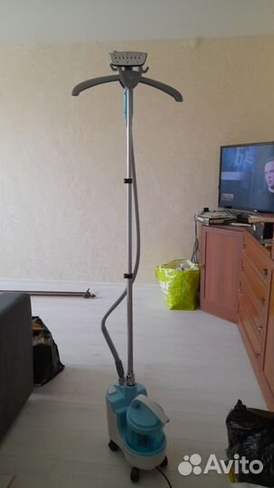 Отпариватель для одежды вертикальный