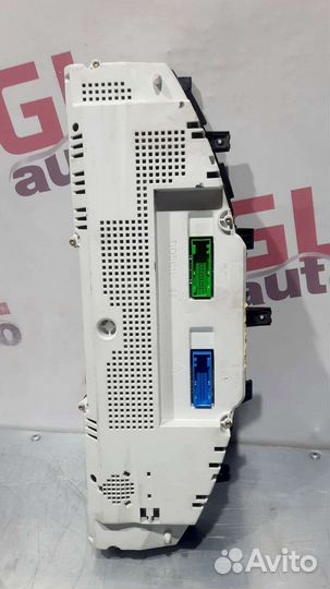 Панель приборов VW Touareg 1