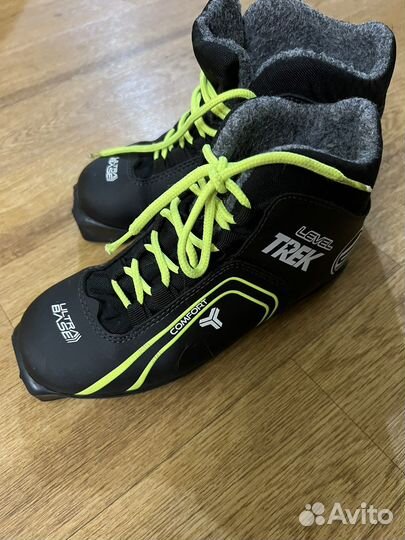Лыжные ботинки trek 35р