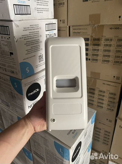 Диспенсер сенсорный