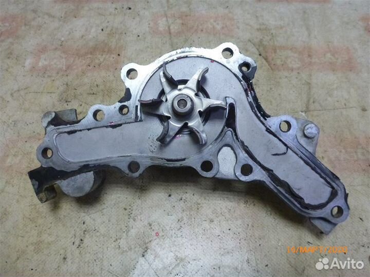 Помпа Mitsubishi Outlander CW5W 6B31 2008