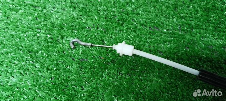 Трос открывания задней двери Audi Allroad quattro