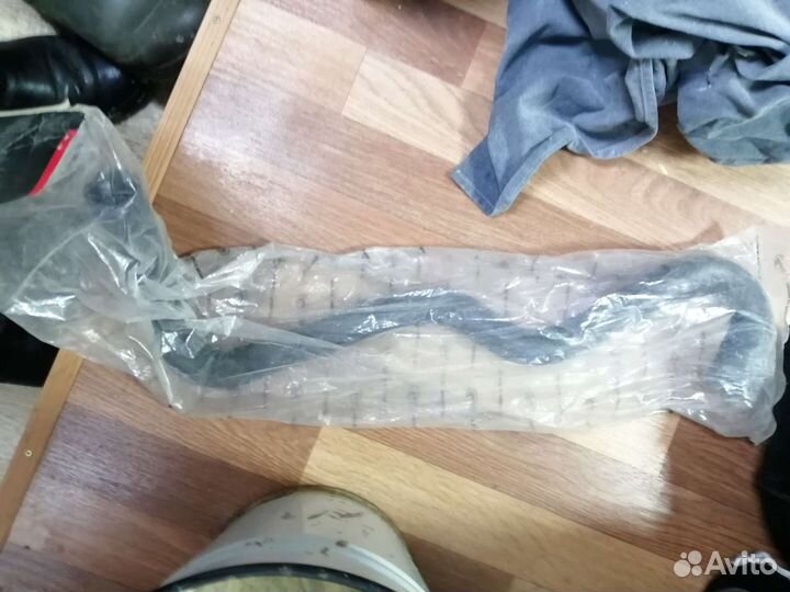 Патрубок радиатора на renault logan