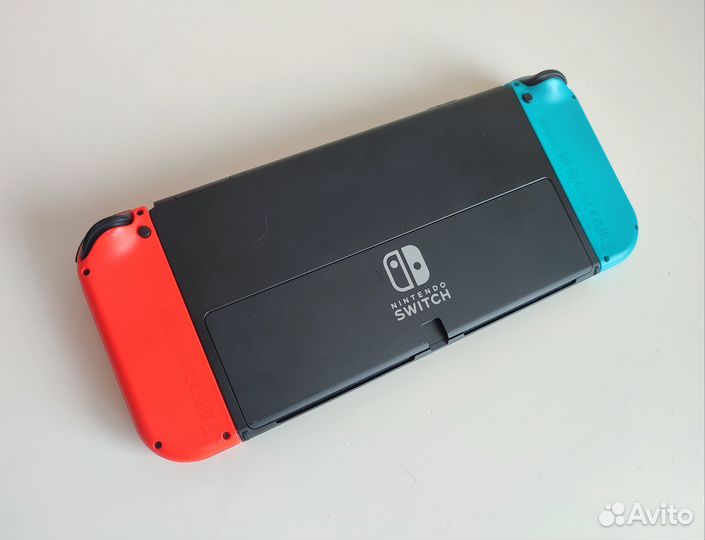 Nintendo Switch Oled Полный комплект