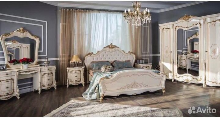 Спальный гарнитур