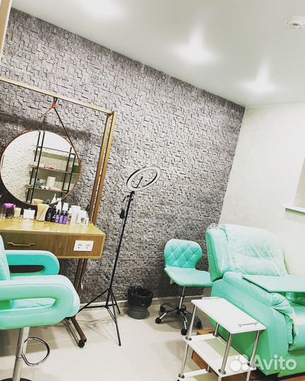 Шугаринг: бёдра