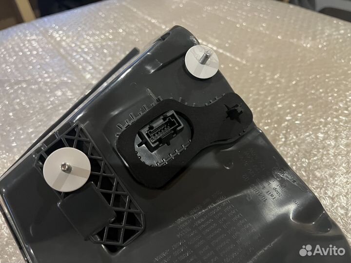 Правая задняя фара в крыло BMW F10 рестайлинг