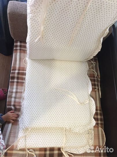 Бортики в кроватку