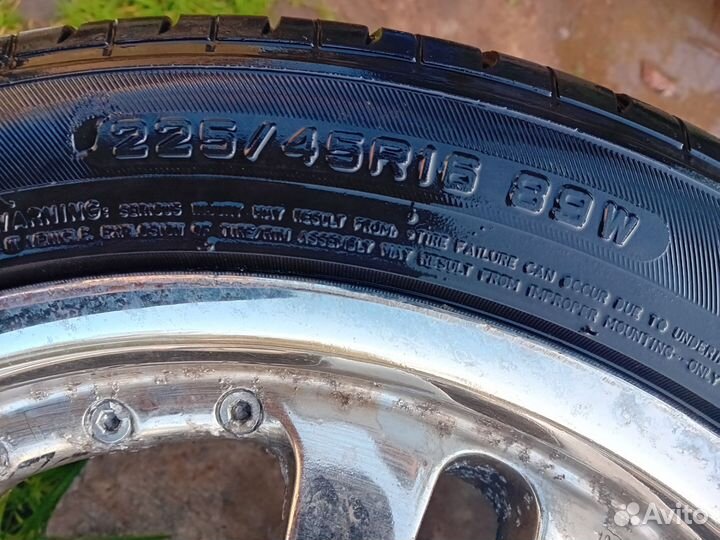 Infinity Tyres INF-050 225/45 R16 и 225/45 R16 E