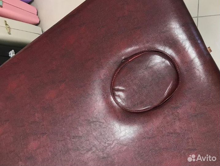 Массажный стол
