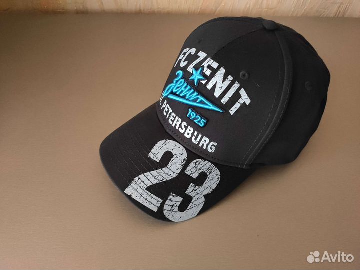 Бейсболка мужская новая