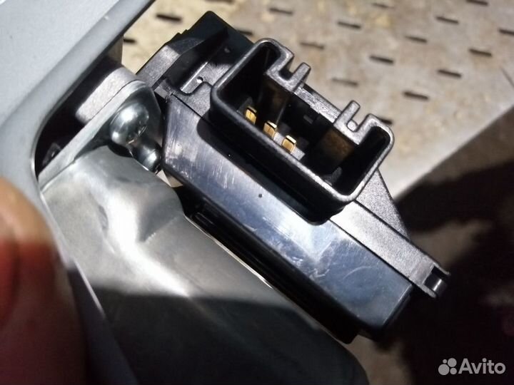 Мотор заднего стеклоочистителя Toyota RAV4 XA50