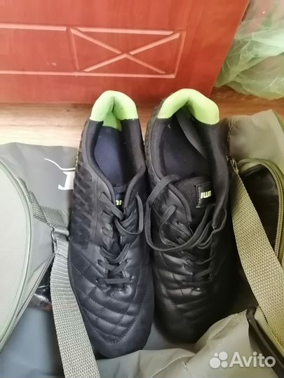 Продам бутсы