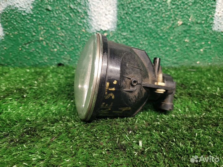 Фара противотуманная на Subaru Legacy