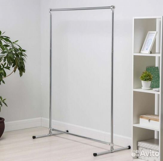 Вешалка напольная *151 см