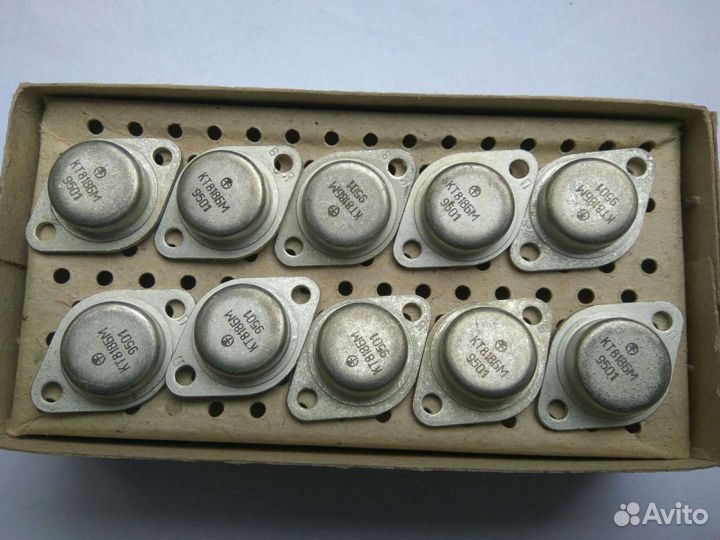 Транзистор кт818бм