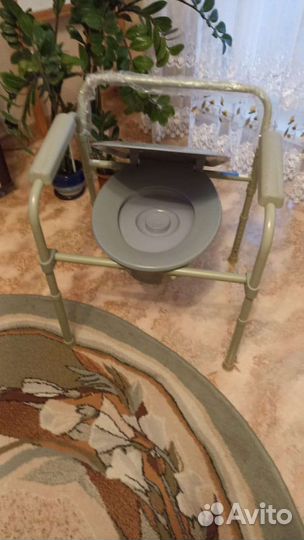 Стул туалетный для инвалидов