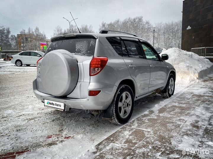 Toyota RAV4 2.0 AT, 2006, 279 000 км