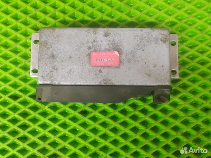 Блок управления abs mitsubishi space runner