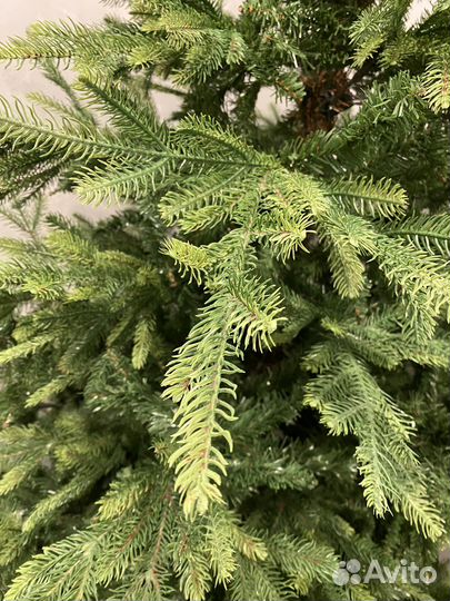 Елка искусственная