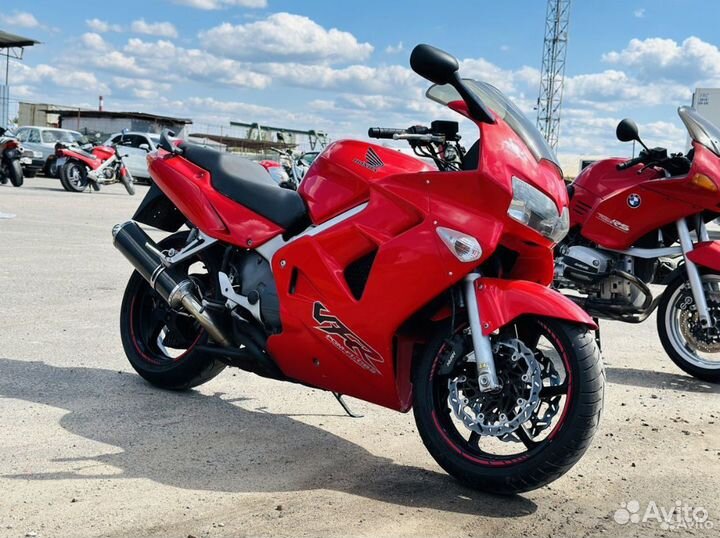 Мотоцикл из Европы. Honda VFR 800