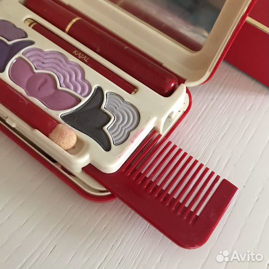 Палетка теней для век винтаж Pupa New look