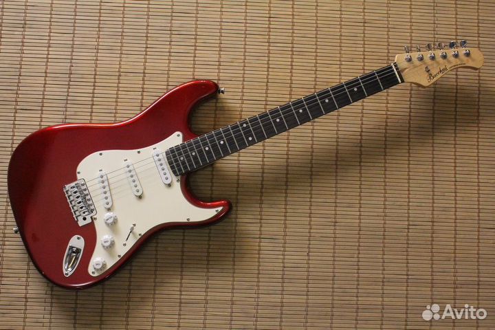 Bacchus BST-1R Universe Series Stratocaster