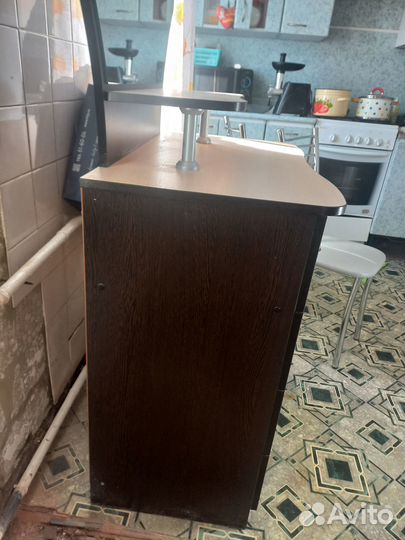 Продам комод с зеркалом