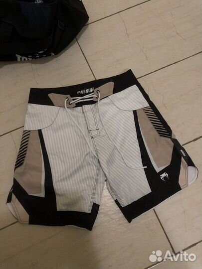 Боксерские шорты venum