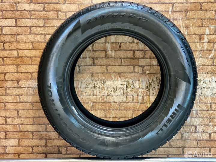 Pirelli Winter Ice Control 235/65 R17