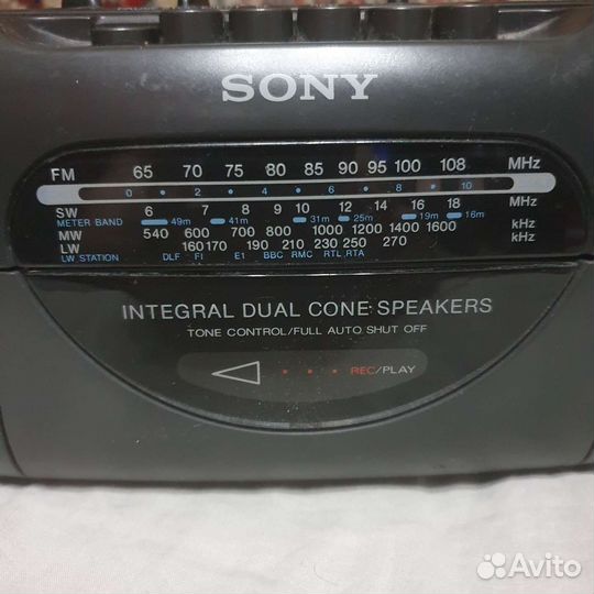 Радиоприемник sony
