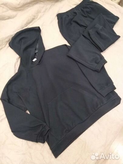Костюм спортивный